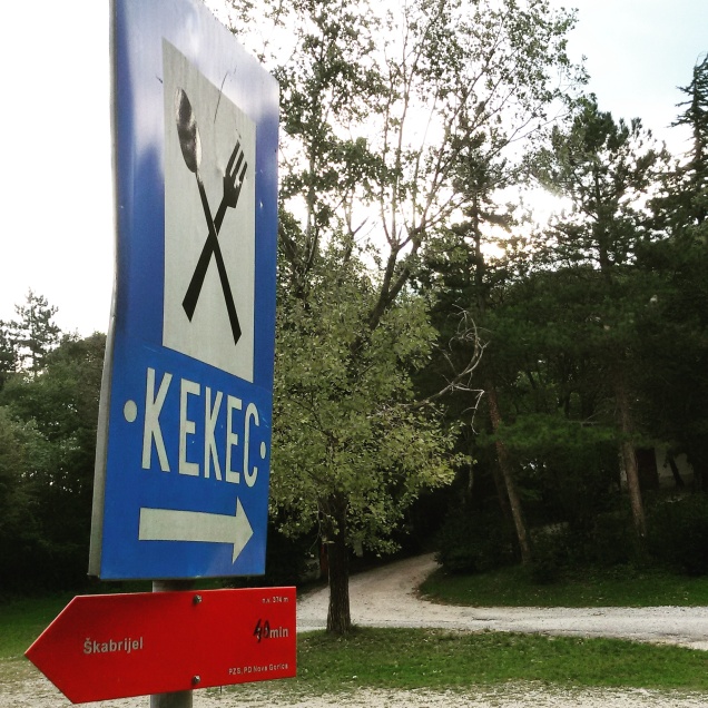 Le indicazioni per Kekec e per il monte San Gabriele